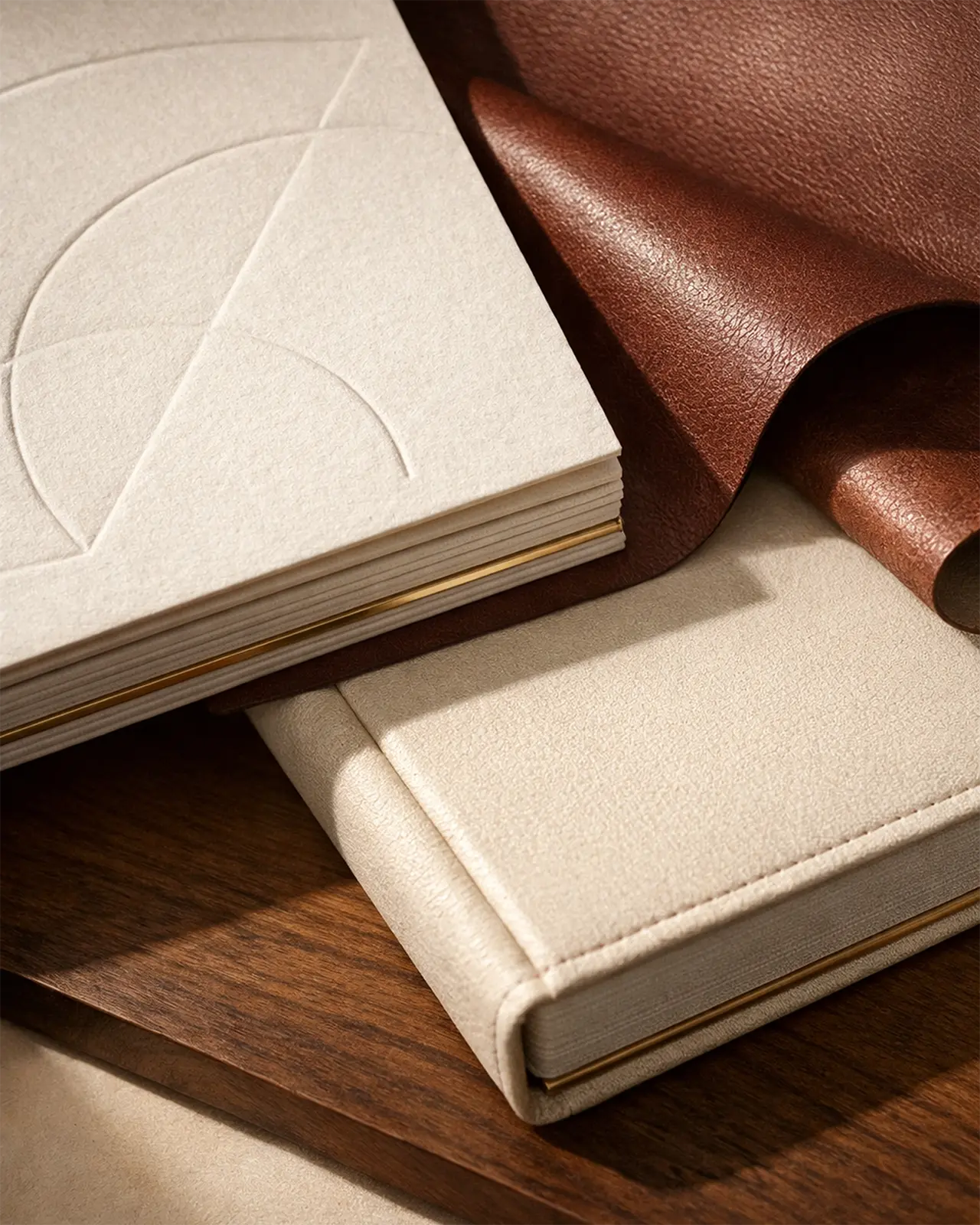 Libri e pelletteria by Nevele Digital Boutique